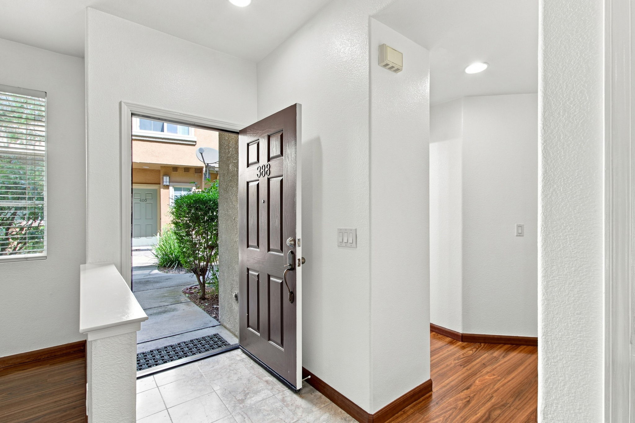 004_F8_388 Ribbonwood Ave