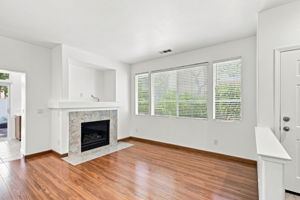 005_F8_388 Ribbonwood Ave