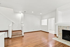 008_F8_388 Ribbonwood Ave