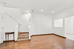 010_F8_388 Ribbonwood Ave