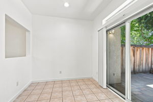017_F8_388 Ribbonwood Ave