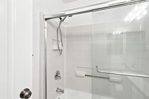 028_F8_388 Ribbonwood Ave