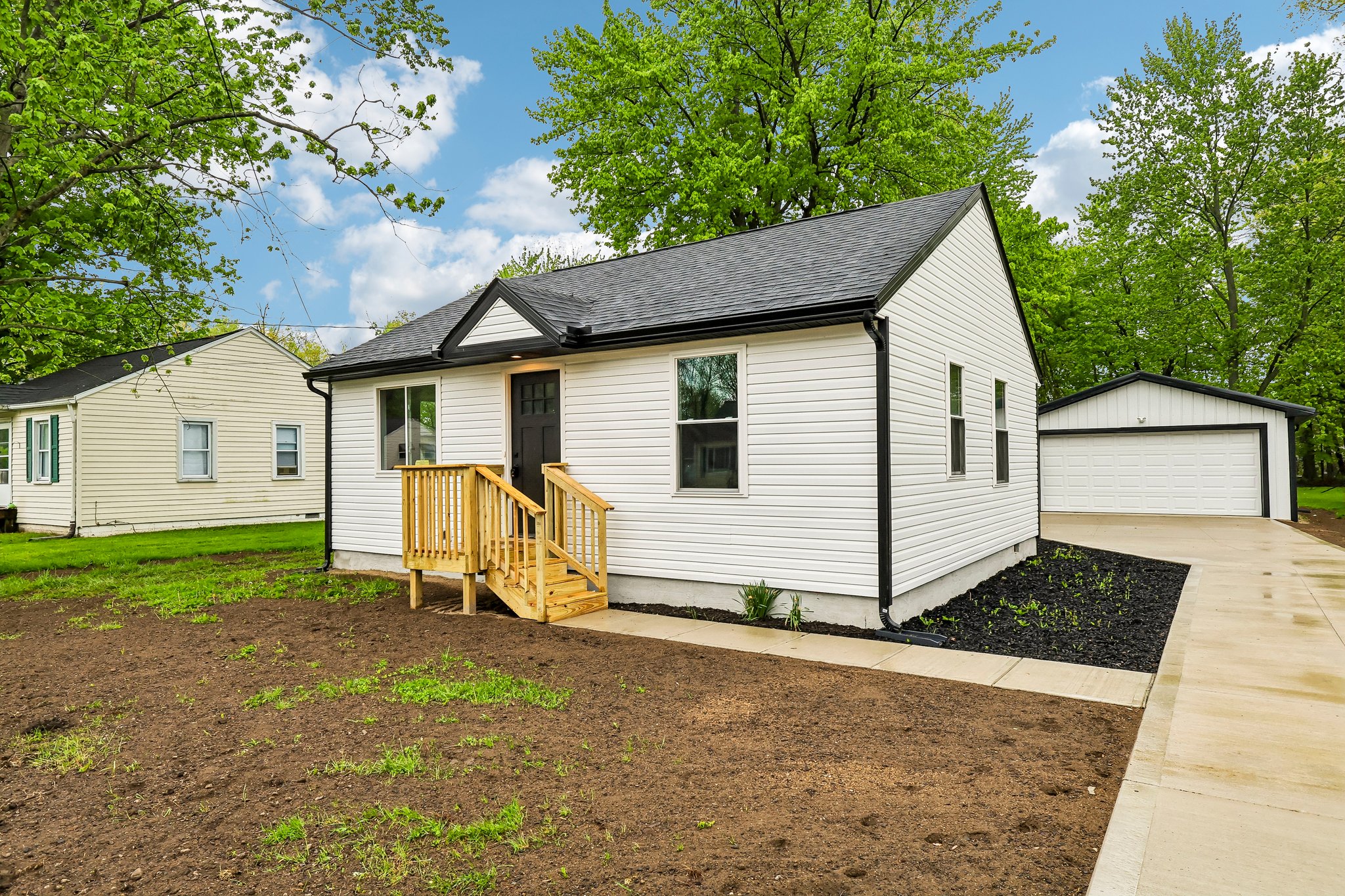 Adkins Rd-S3004-002.jpg