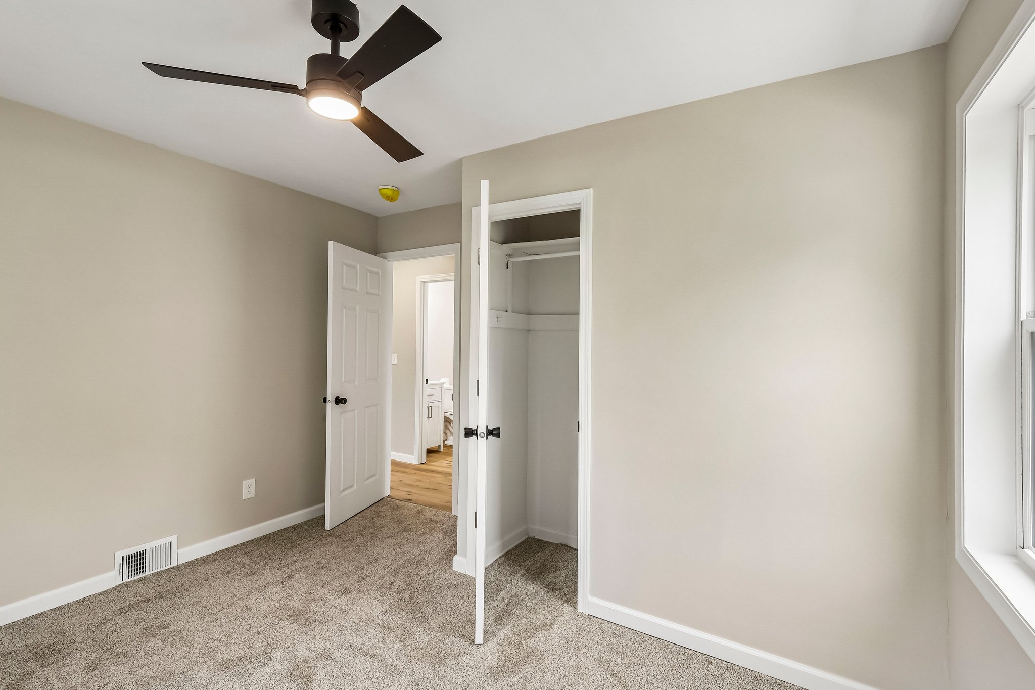 Adkins Rd-S3004-025.jpg