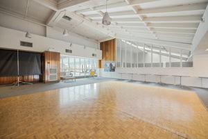  Photo 23