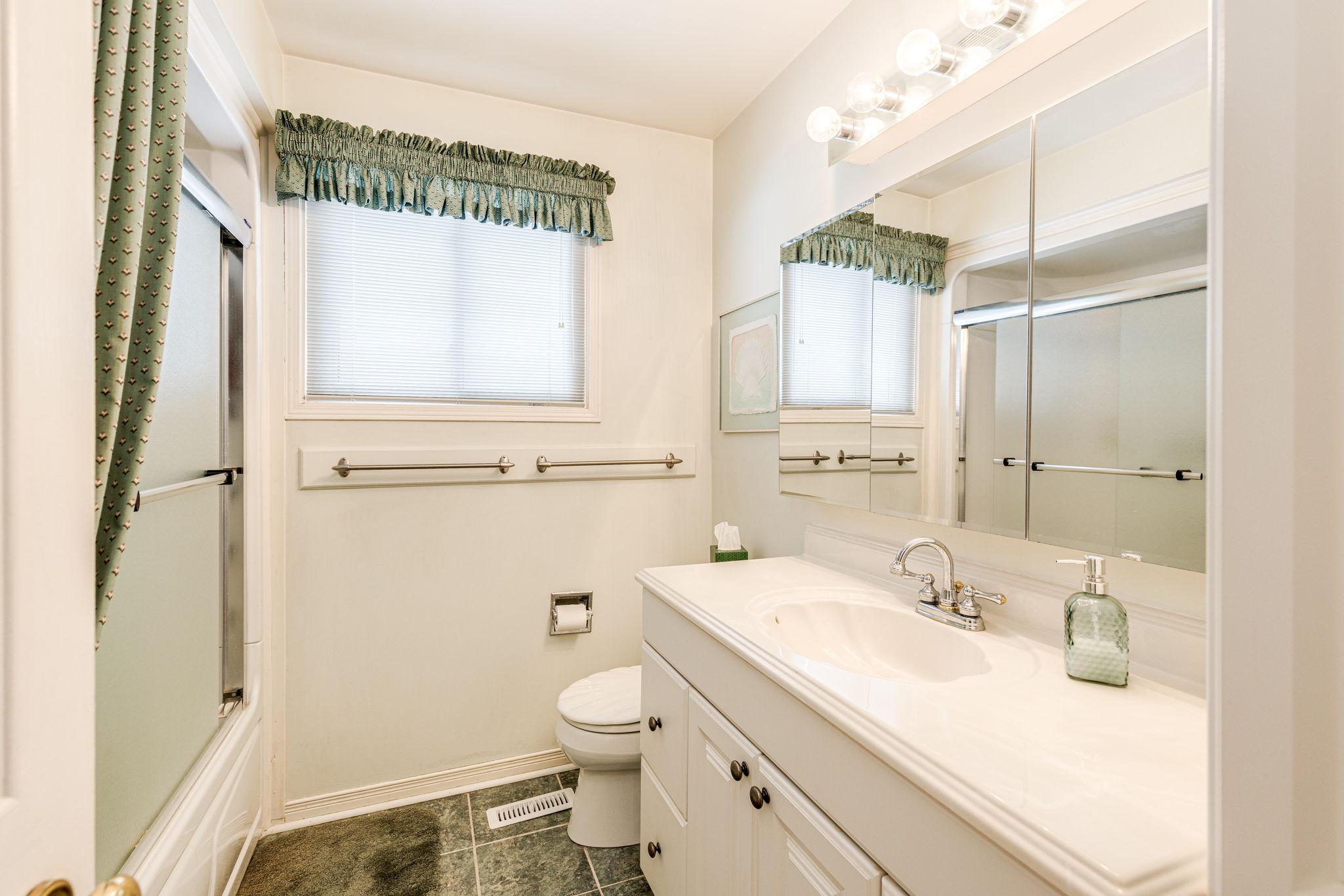Newmarket property showcase — delivered property photograph 26