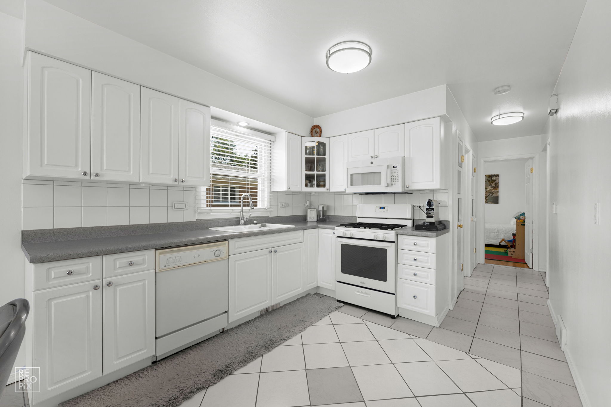 3891 Scott St, Schiller Park, IL 60176_009