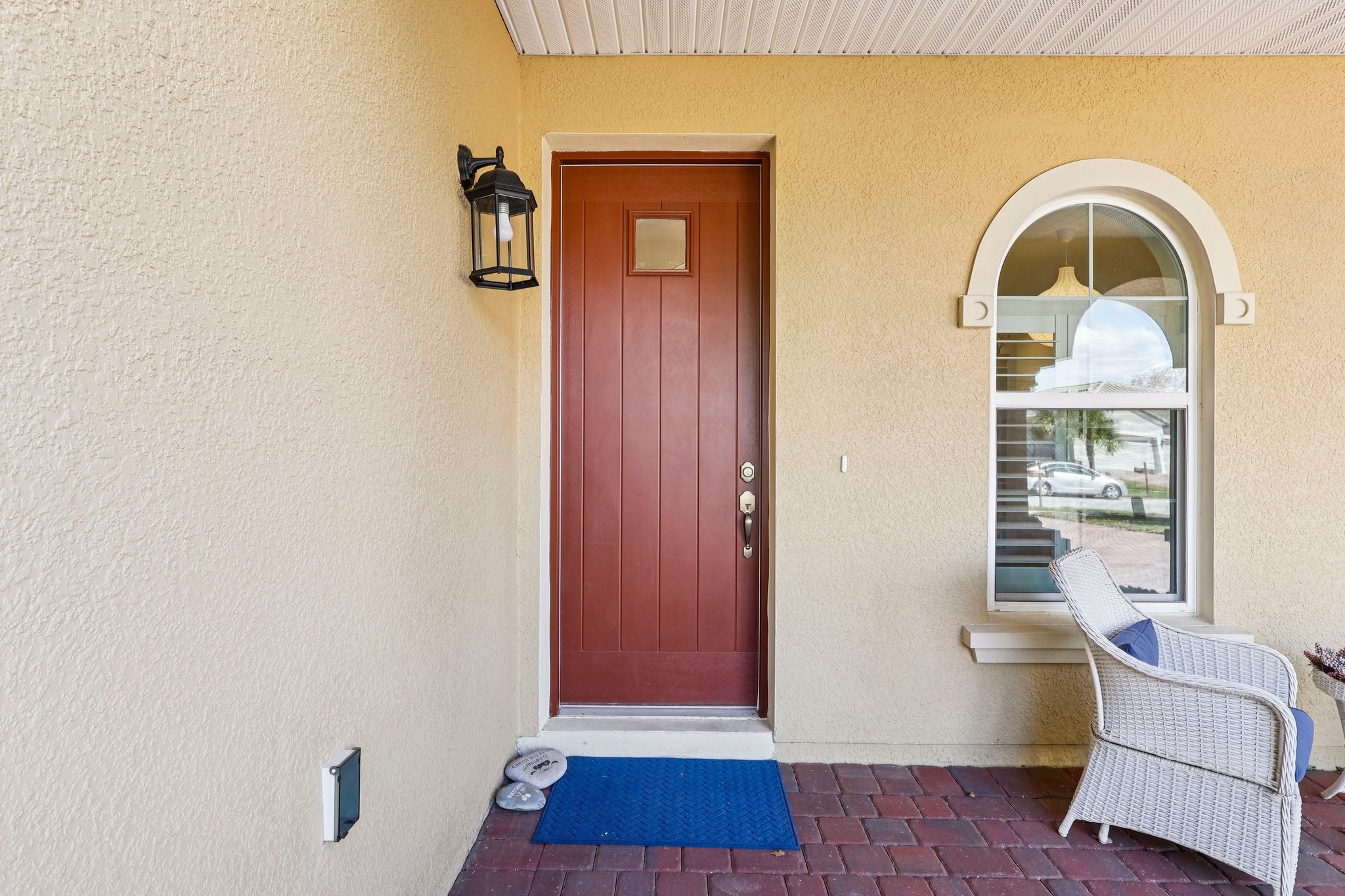 Golden Knot Dr-S0303-005.jpg