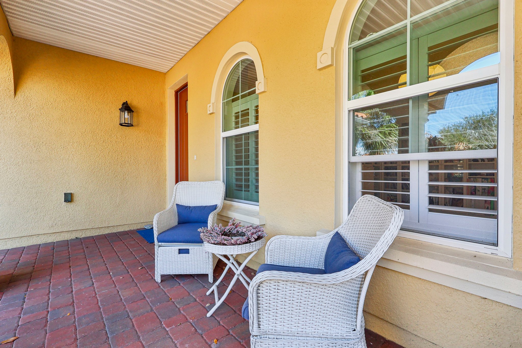 Golden Knot Dr-S0303-008.jpg