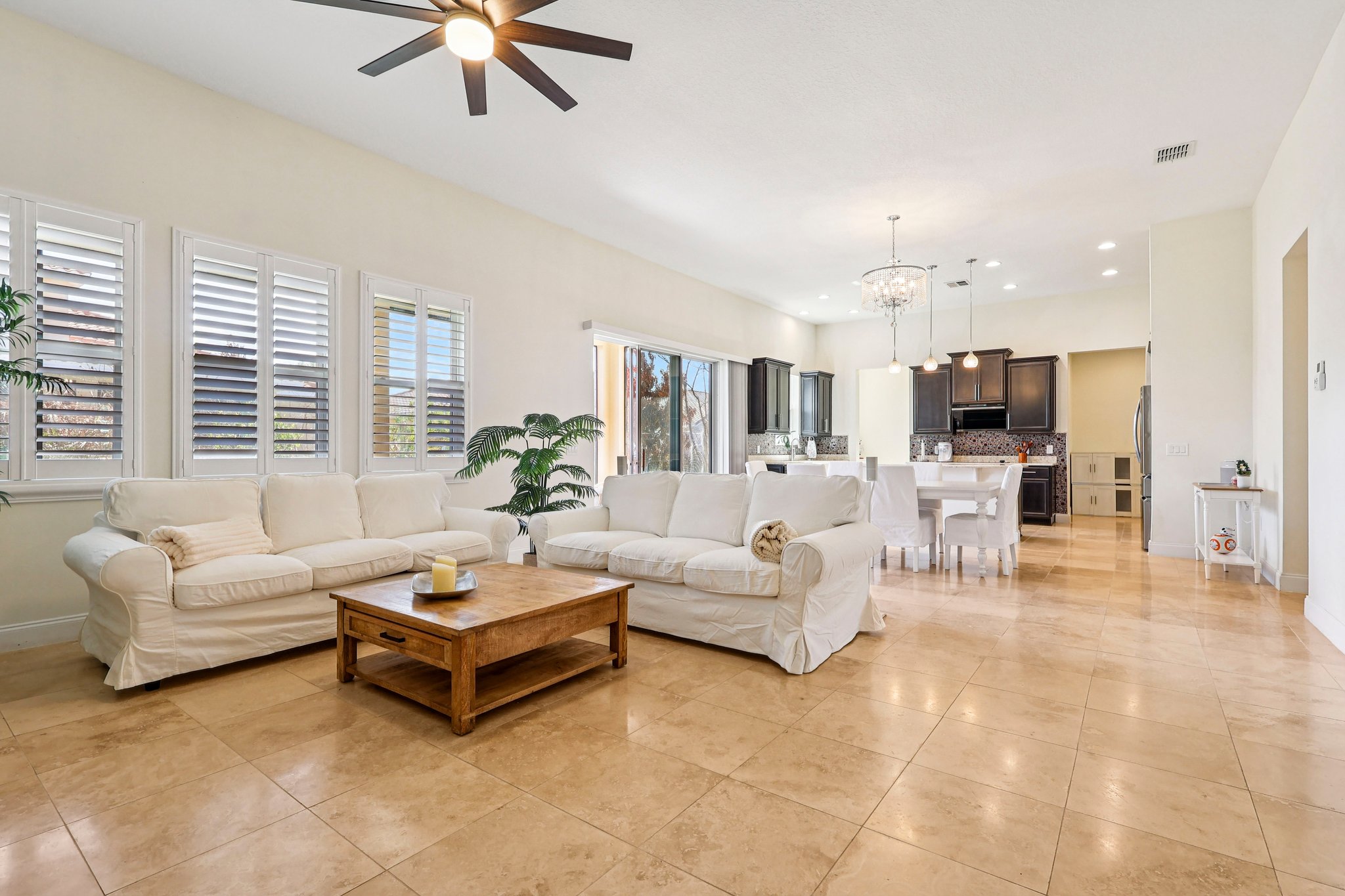 Golden Knot Dr-S0303-009.jpg