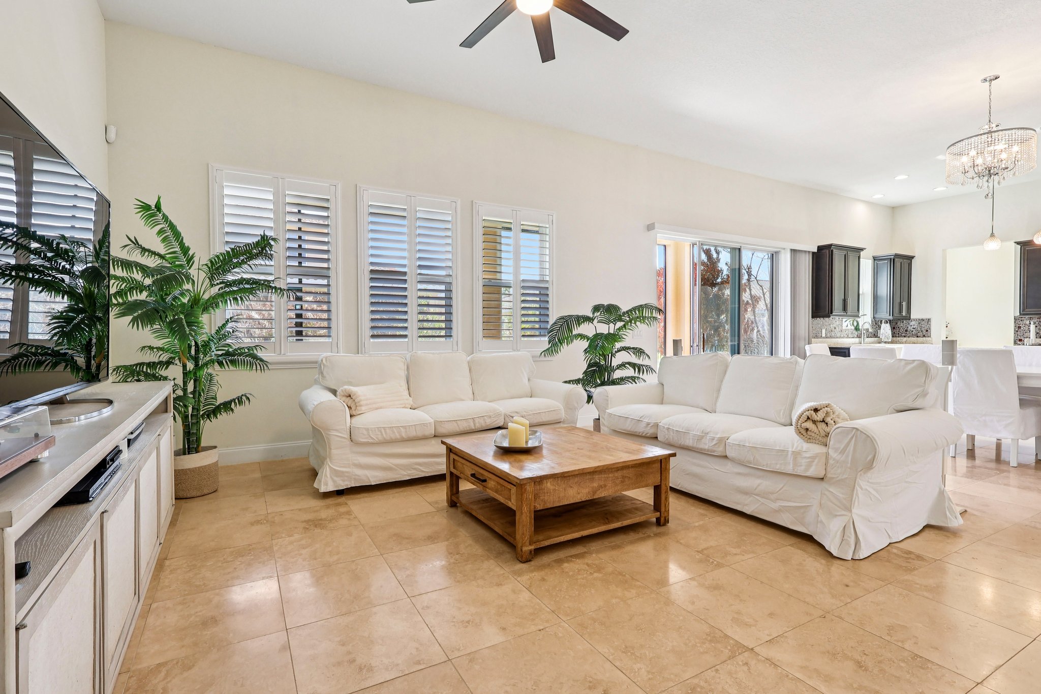 Golden Knot Dr-S0303-013.jpg