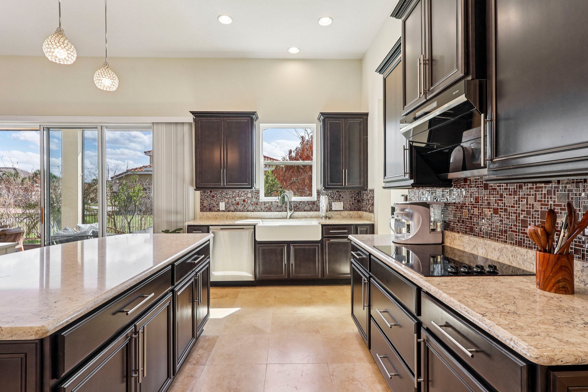 Golden Knot Dr-S0303-020.jpg