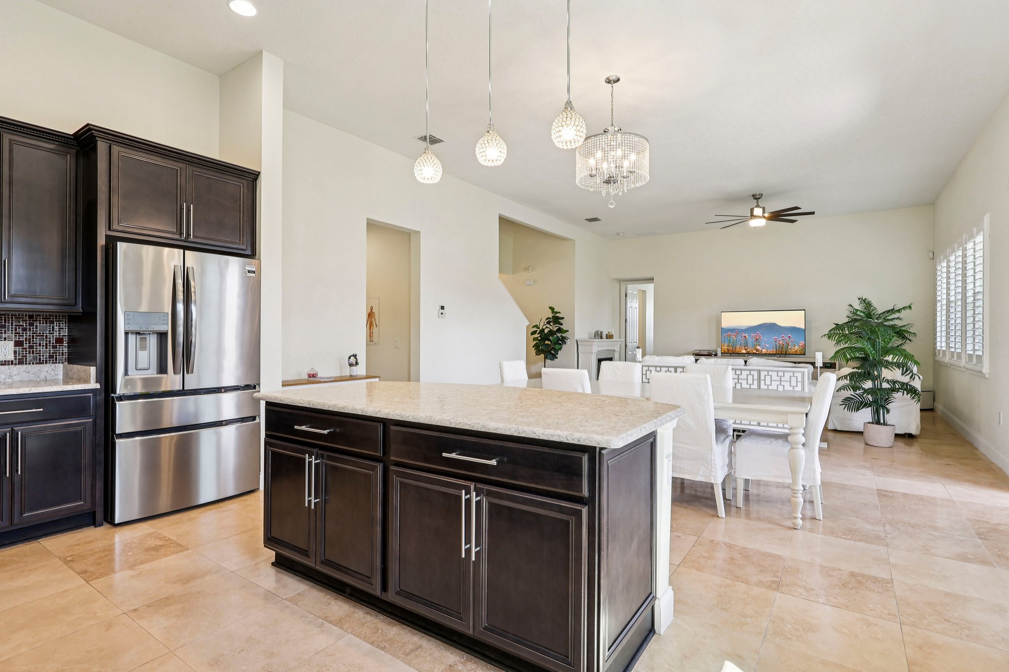 Golden Knot Dr-S0303-021.jpg