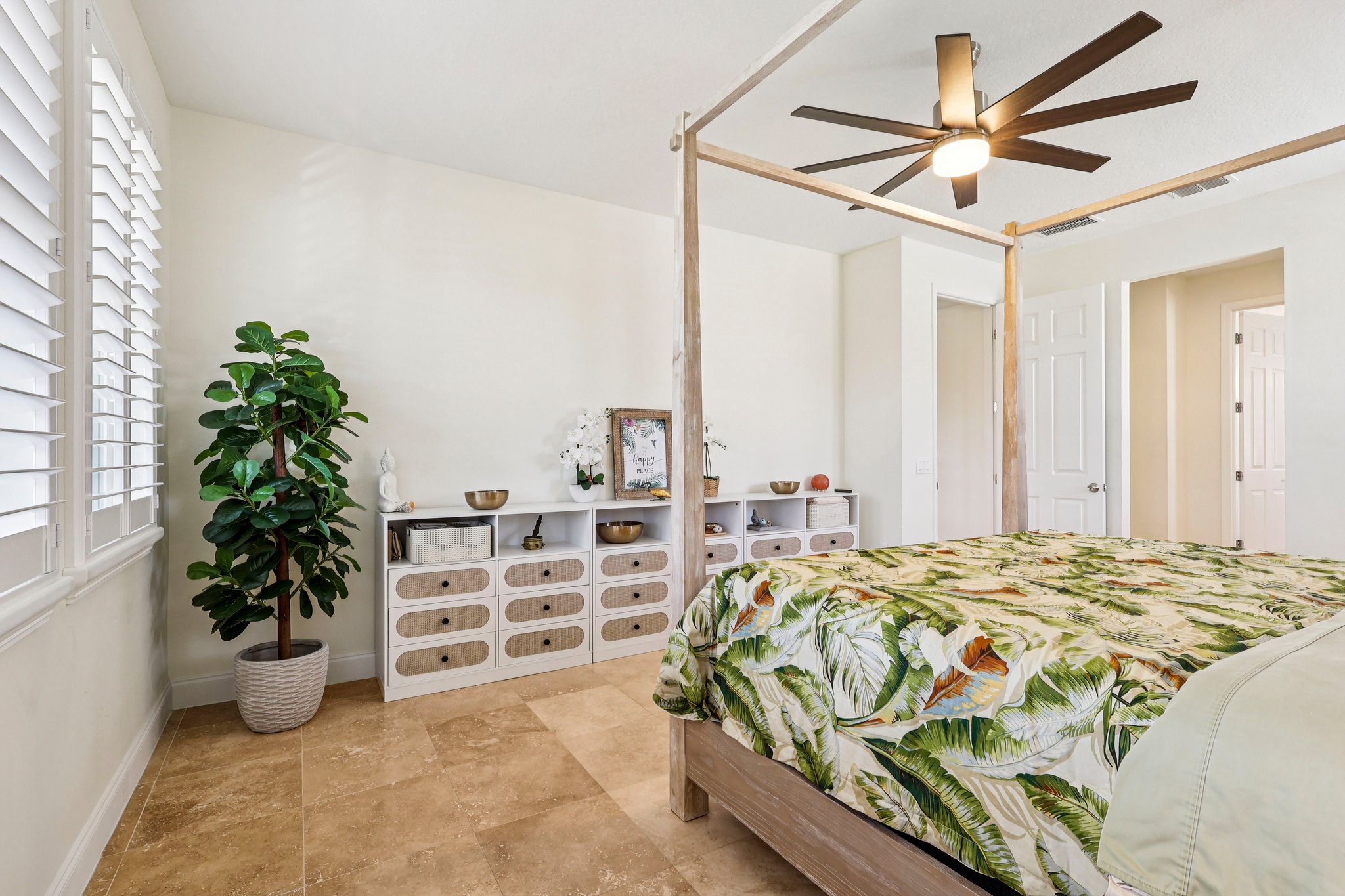 Golden Knot Dr-S0303-033.jpg