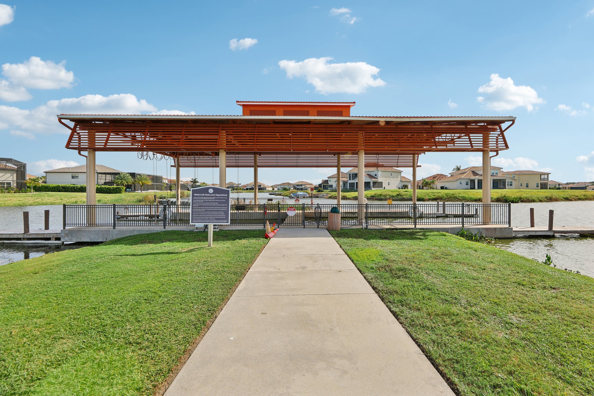 Golden Knot Dr-0303-905.jpg