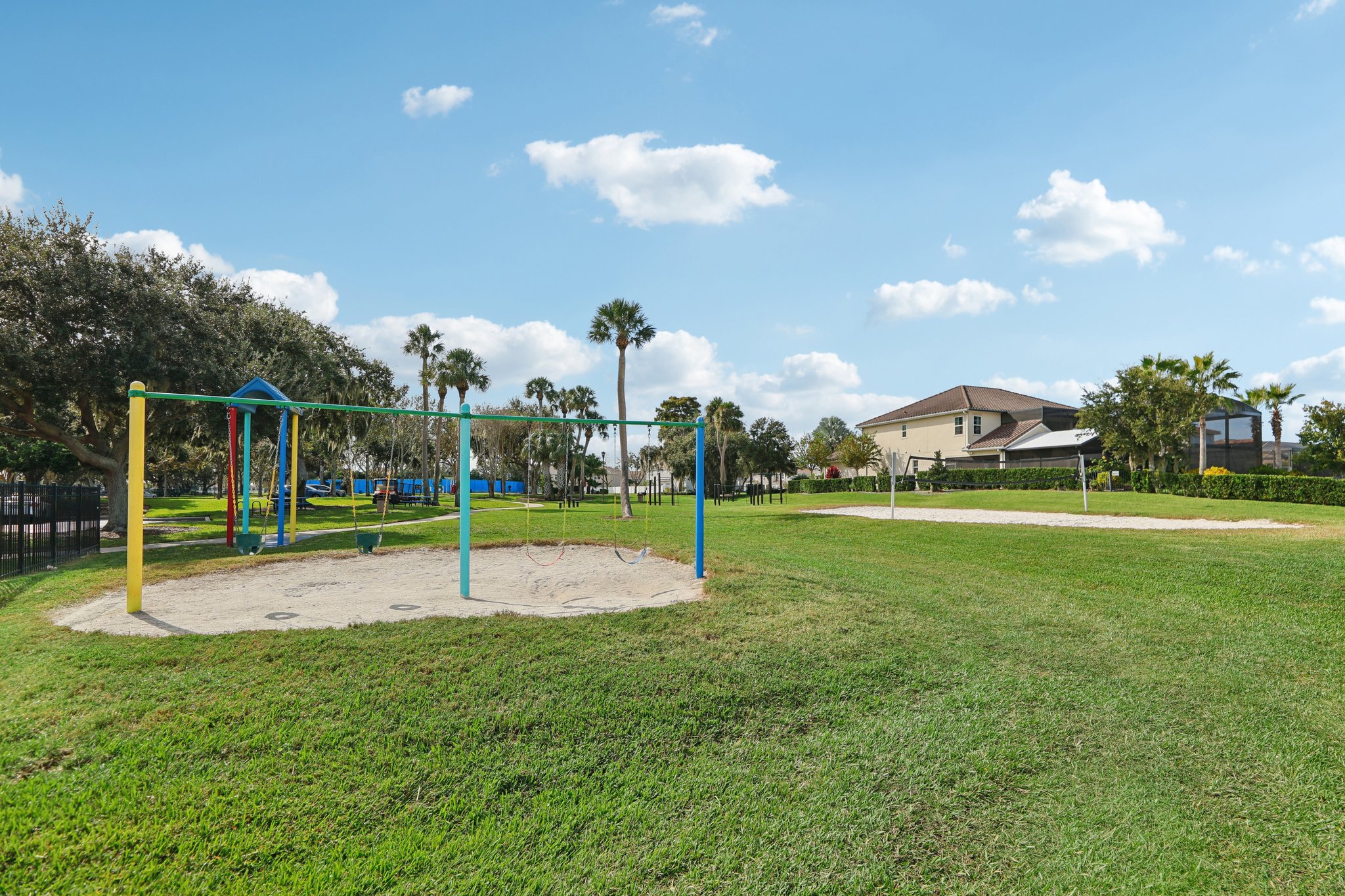 Golden Knot Dr-0303-913.jpg