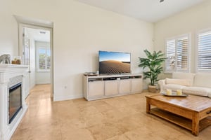 Golden Knot Dr-S0303-011.jpg