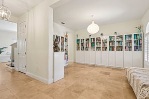 Golden Knot Dr-S0303-023.jpg