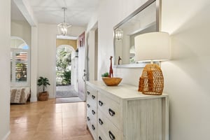 Golden Knot Dr-S0303-025.jpg