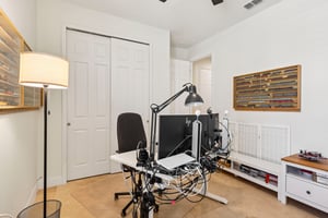 Golden Knot Dr-S0303-031.jpg