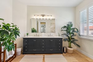 Golden Knot Dr-S0303-039.jpg