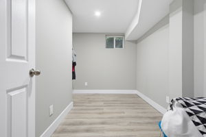  Photo 39