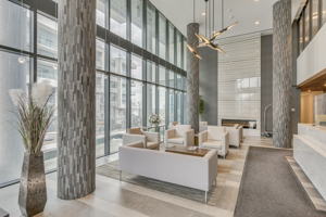 39 Annie Craig Dr, Etobicoke, ON M8V 0A3, Canada Photo 2