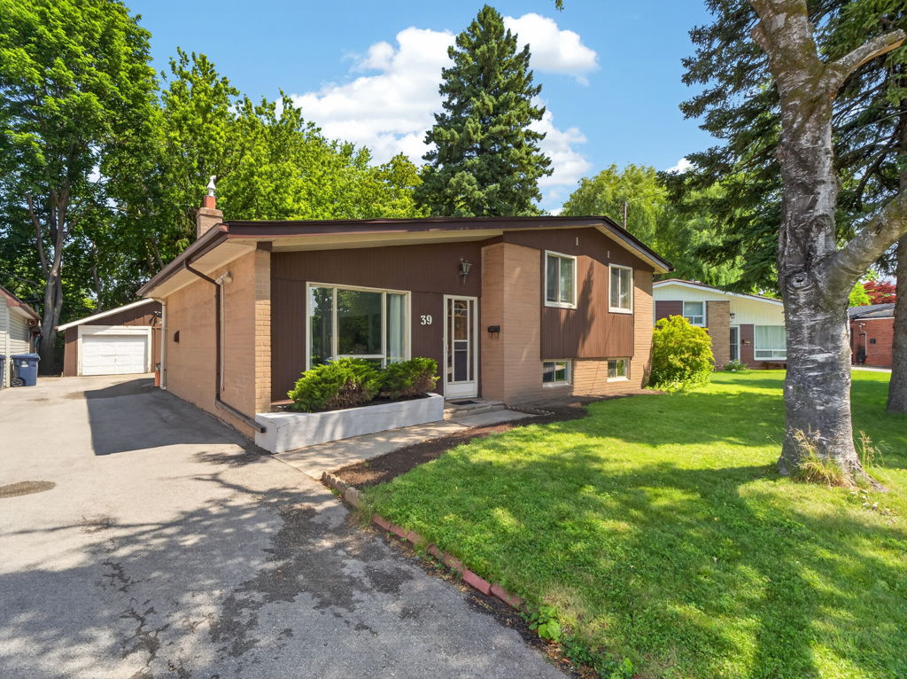 39 Benlight Crescent