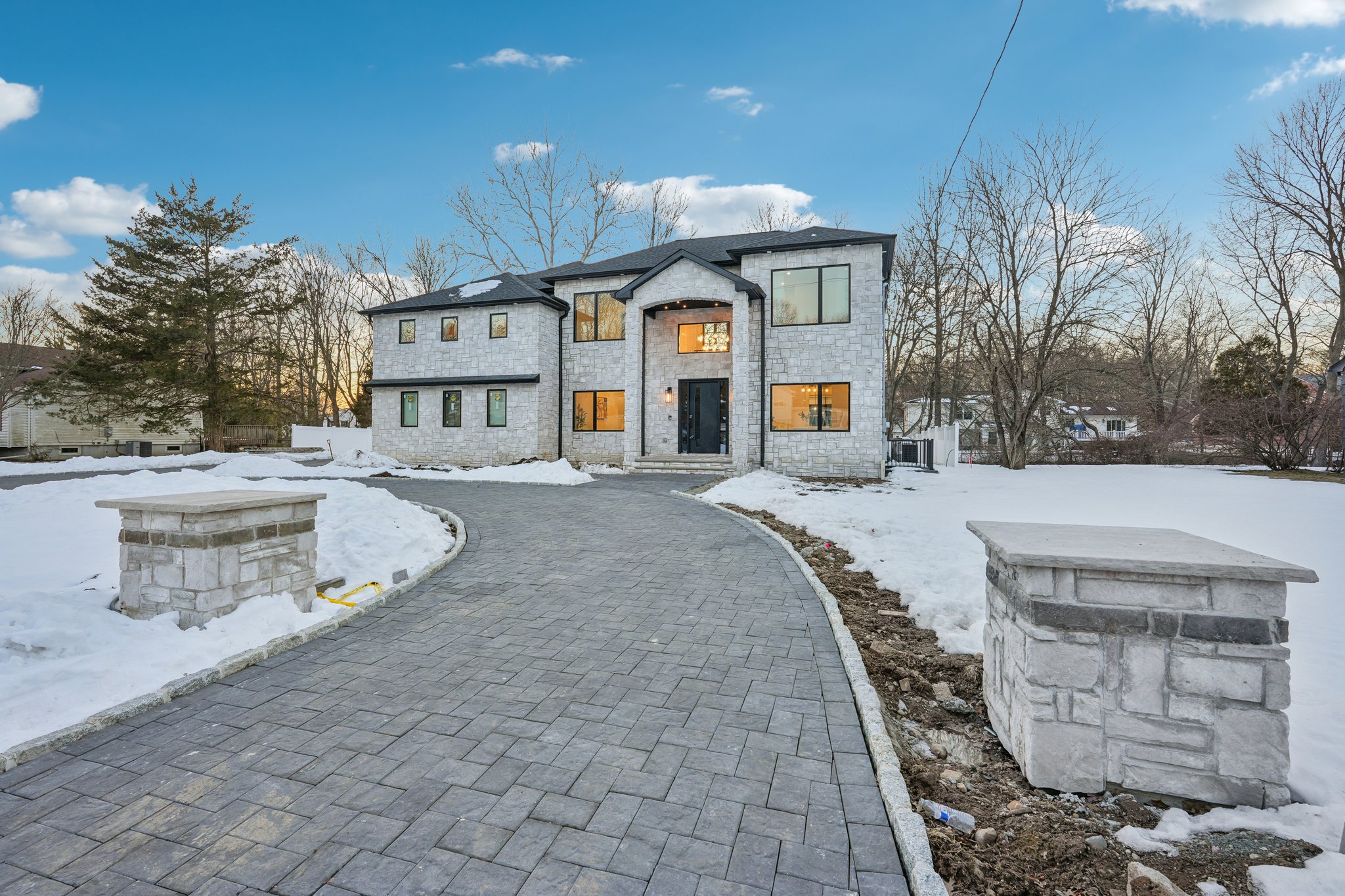 Billingsley Dr-S0303-002.jpg