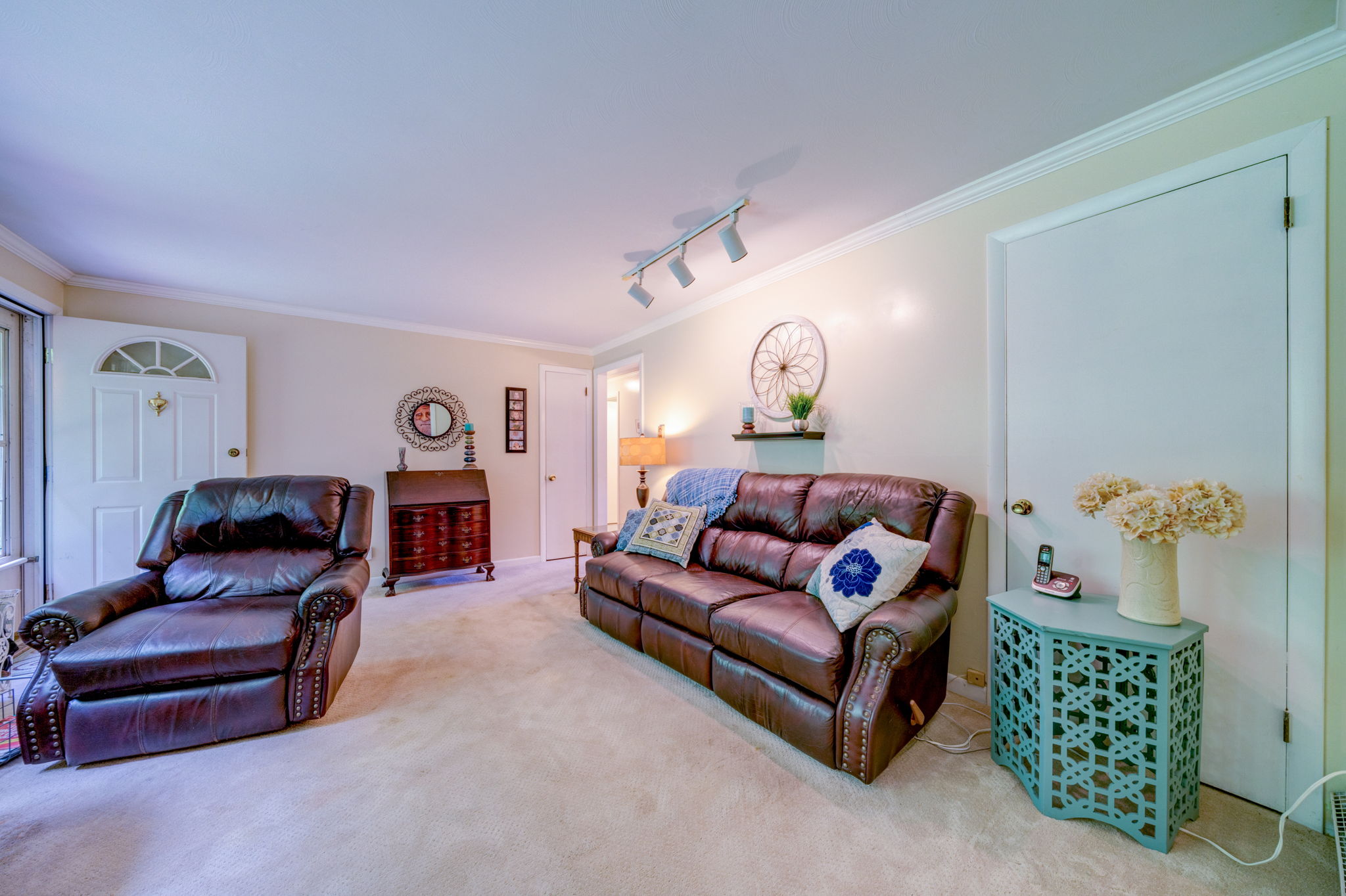  39 Chesbro Bridge Rd, Columbia, CT 06237, US Photo 5