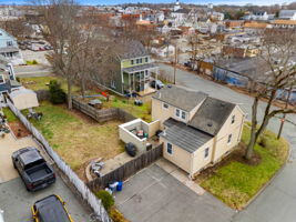 39 Chestnut St, Peabody, MA 01960, USA Photo 6