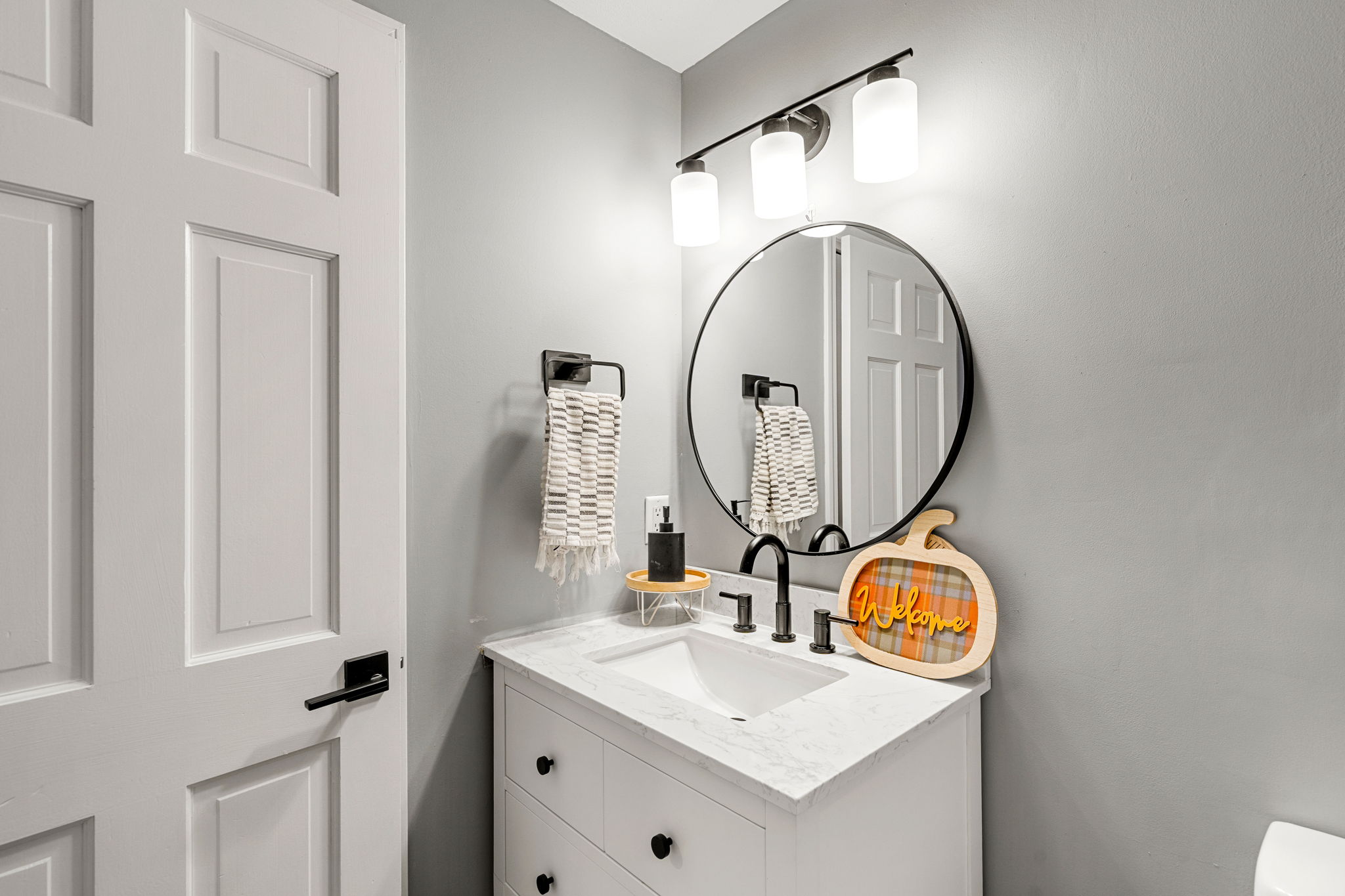 39 Clement Ct, Haverhill, MA 01832, USA Photo 25