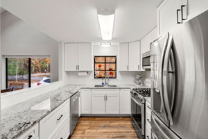 39 Clement Ct, Haverhill, MA 01832, USA Photo 26