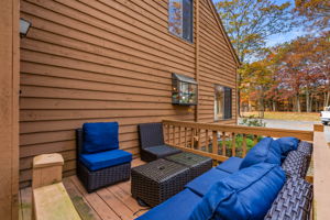 39 Clement Ct, Haverhill, MA 01832, USA Photo 8