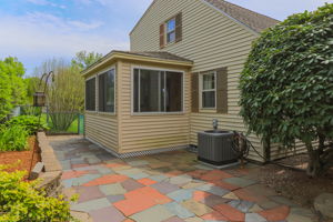 ExteriorRear-1