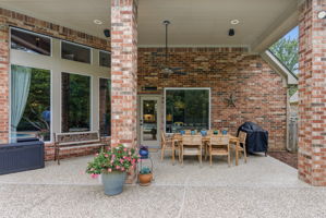  Photo 48
