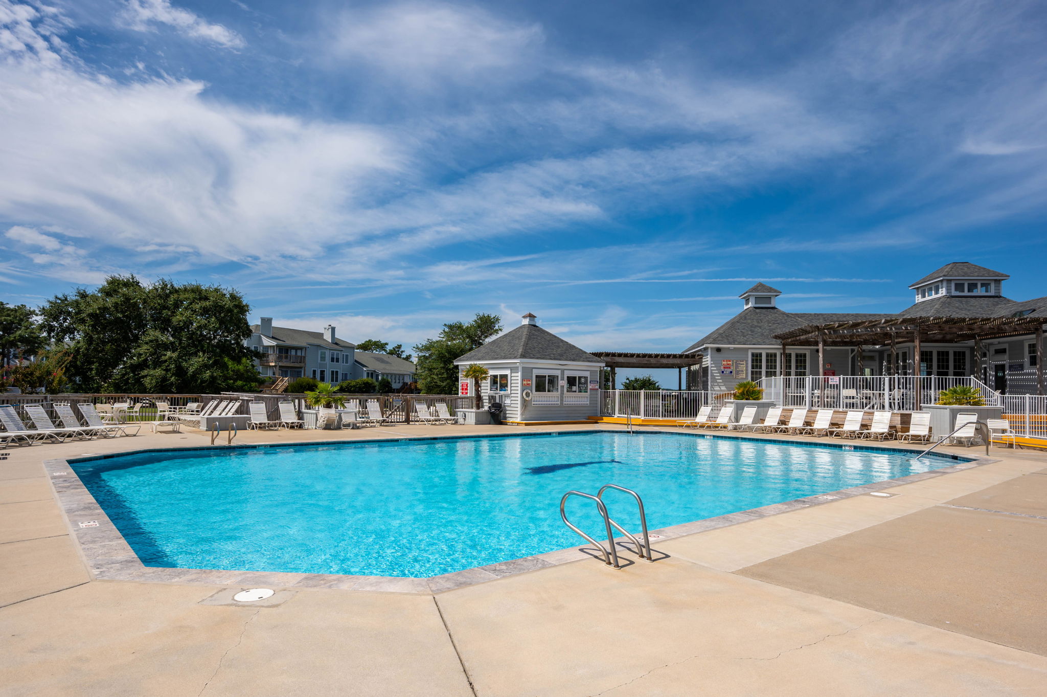 Pirates-Cove-Marina-Clubhouse-Pool