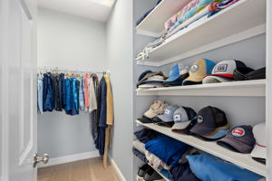 39-Hammock-Dr-TL-BR5-Closet