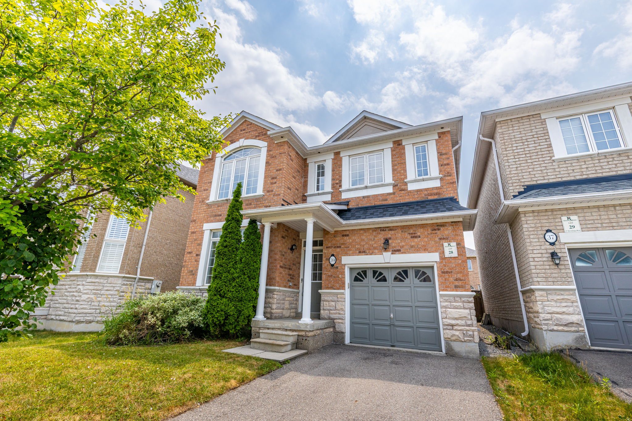Markham property showcase — delivered property photograph 2