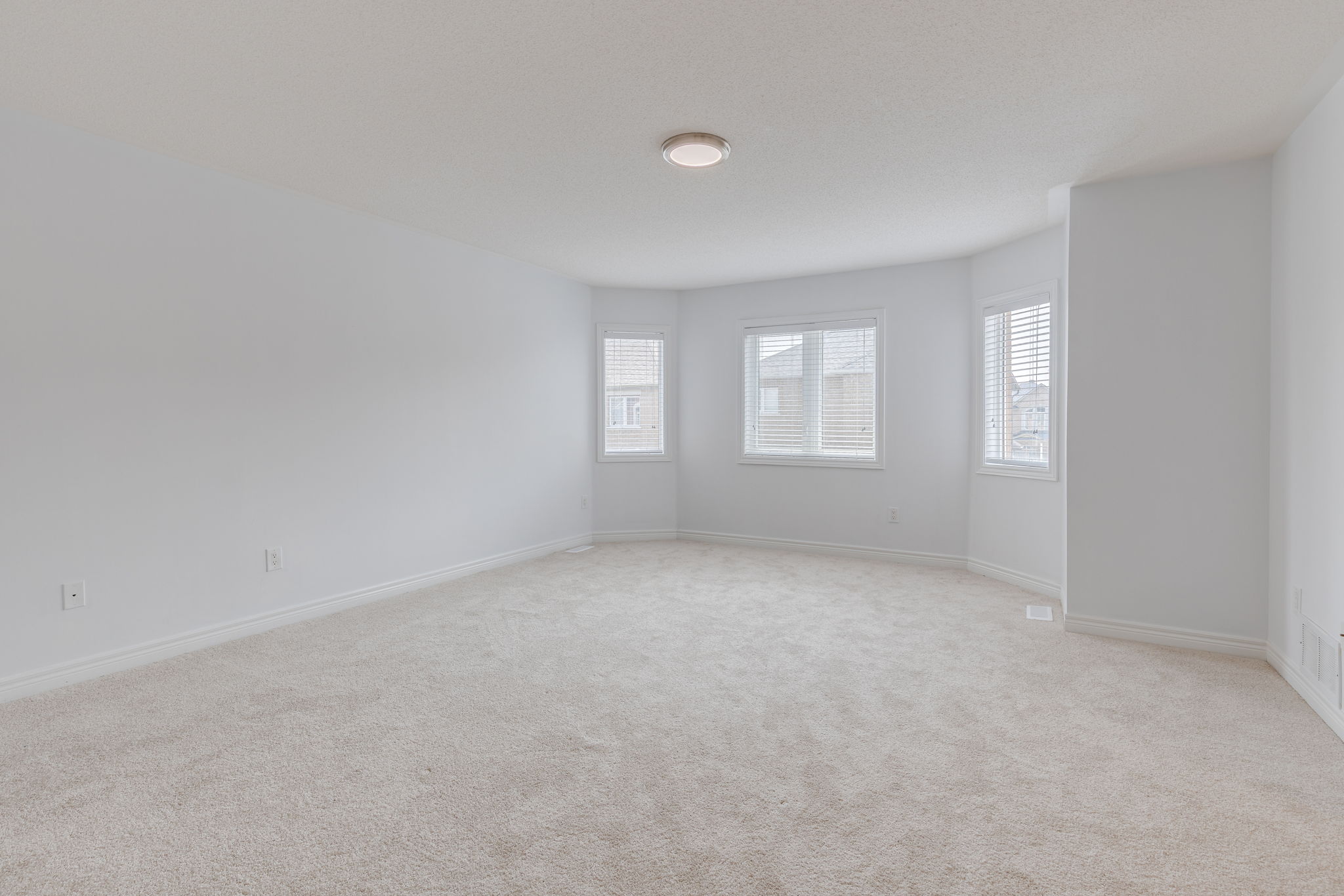 Markham property showcase — delivered property photograph 15
