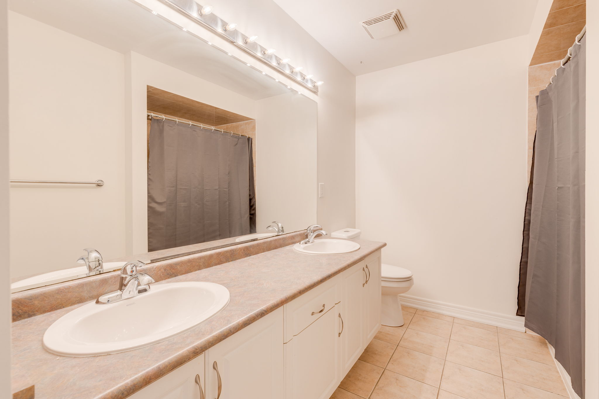 Markham property showcase — delivered property photograph 21