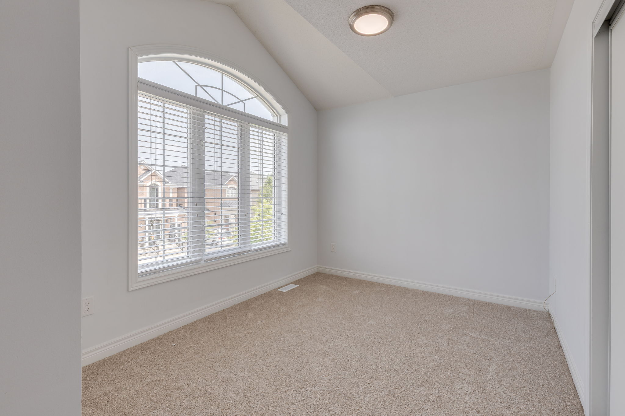 Markham property showcase — delivered property photograph 24