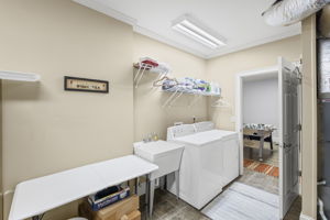  Photo 34