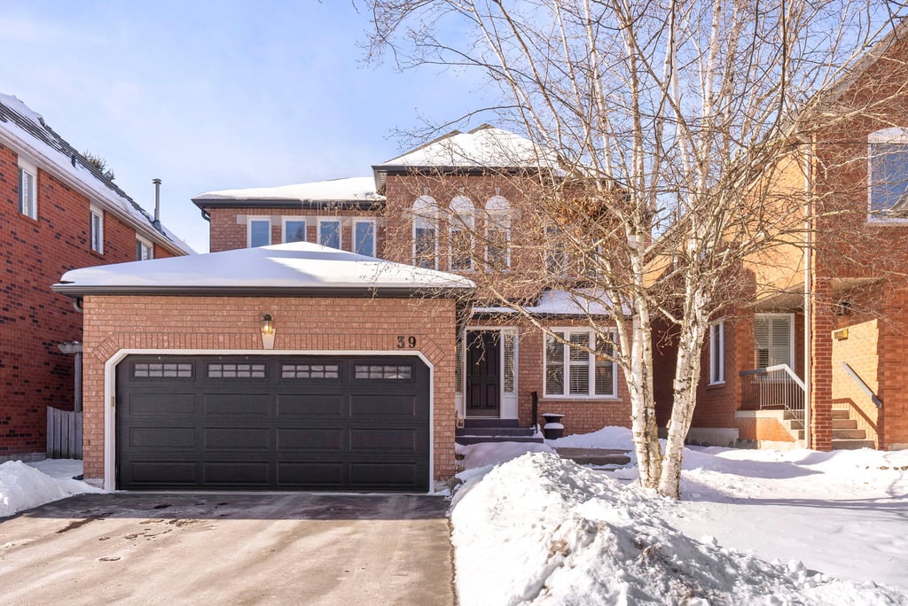39 Mahogany Ct