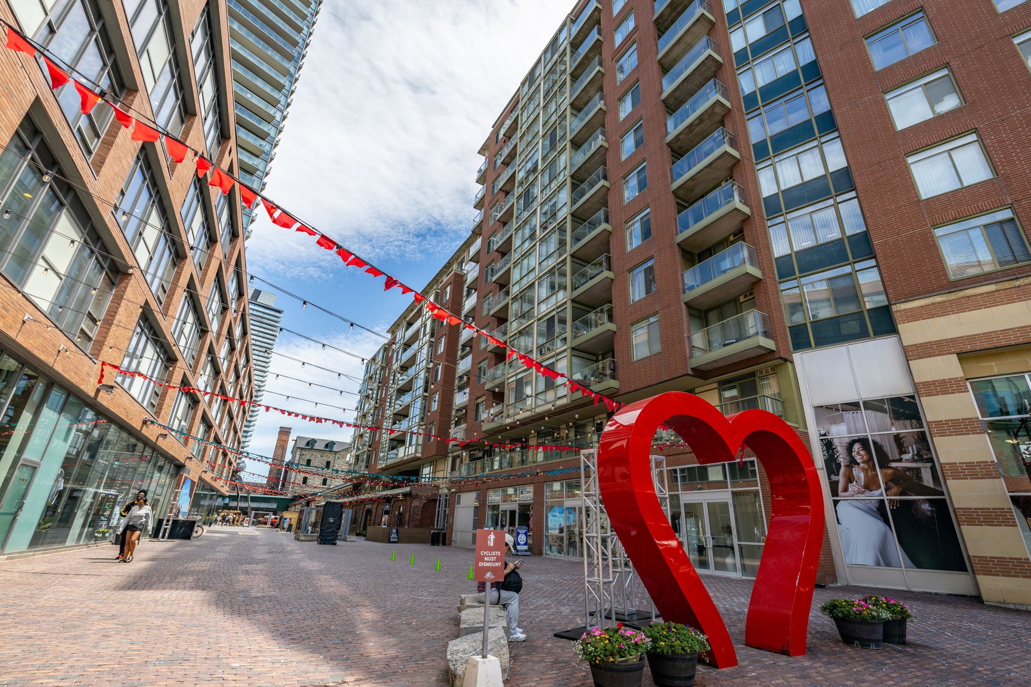 Property in Toronto — delivered property photograph 3