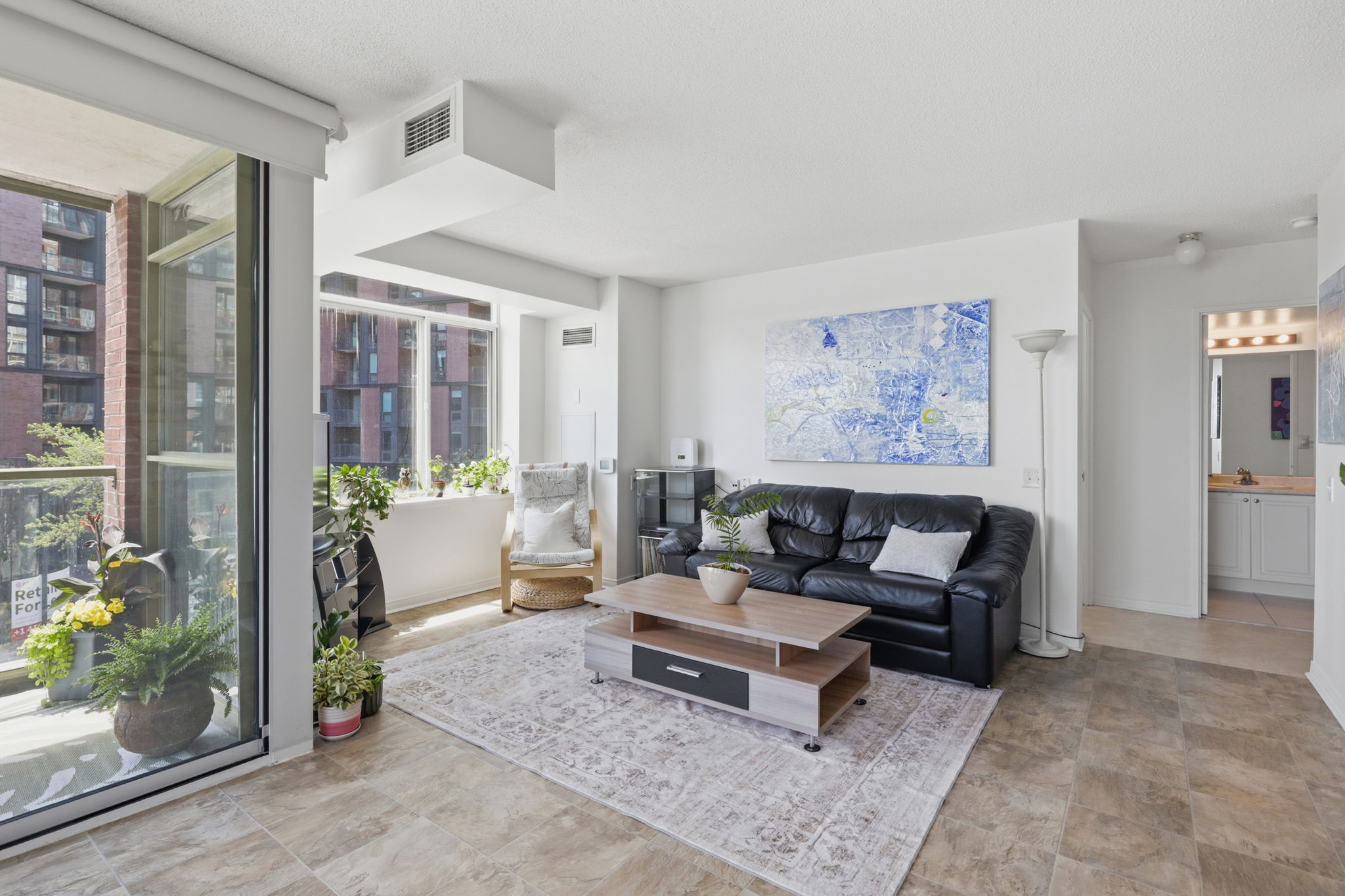 Property in Toronto — delivered property photograph 10