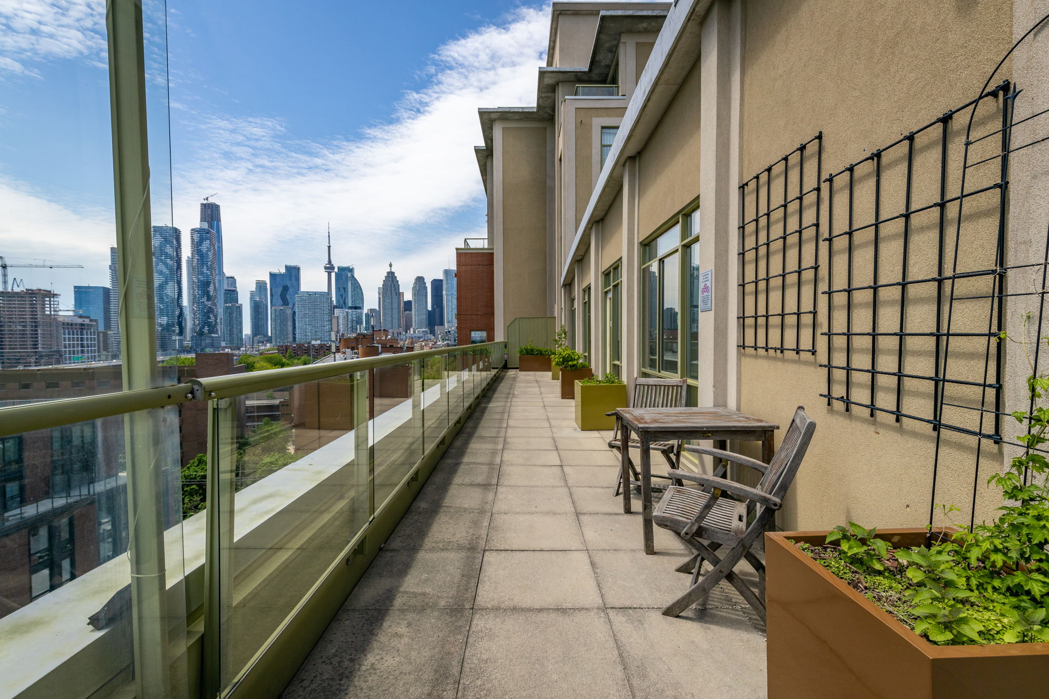 Property in Toronto — delivered property photograph 44