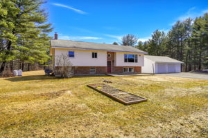 39 Patterson Rd, Pittston, ME 04345, USA Photo 1