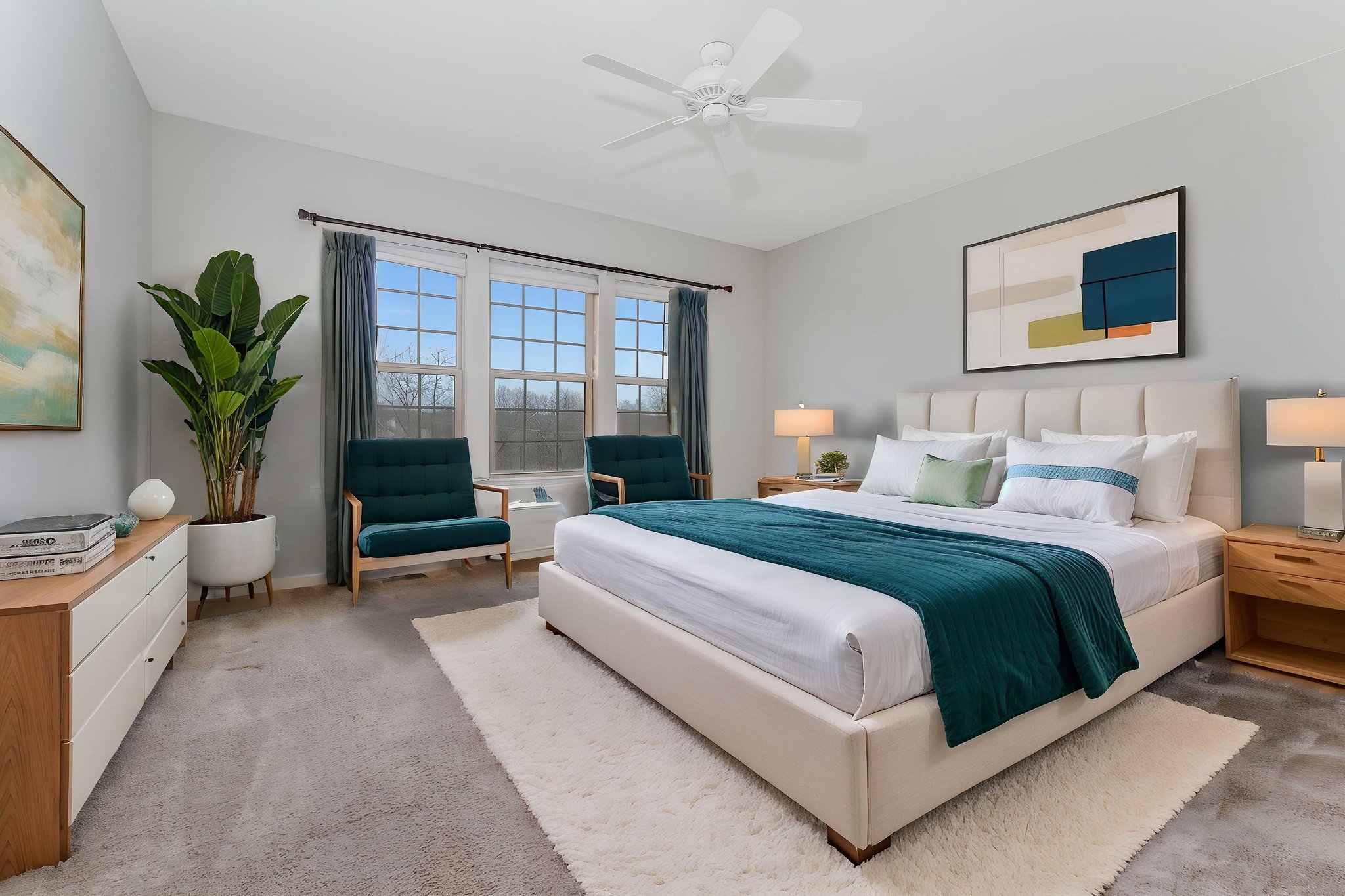 DSC07571 virtually staged.jpeg