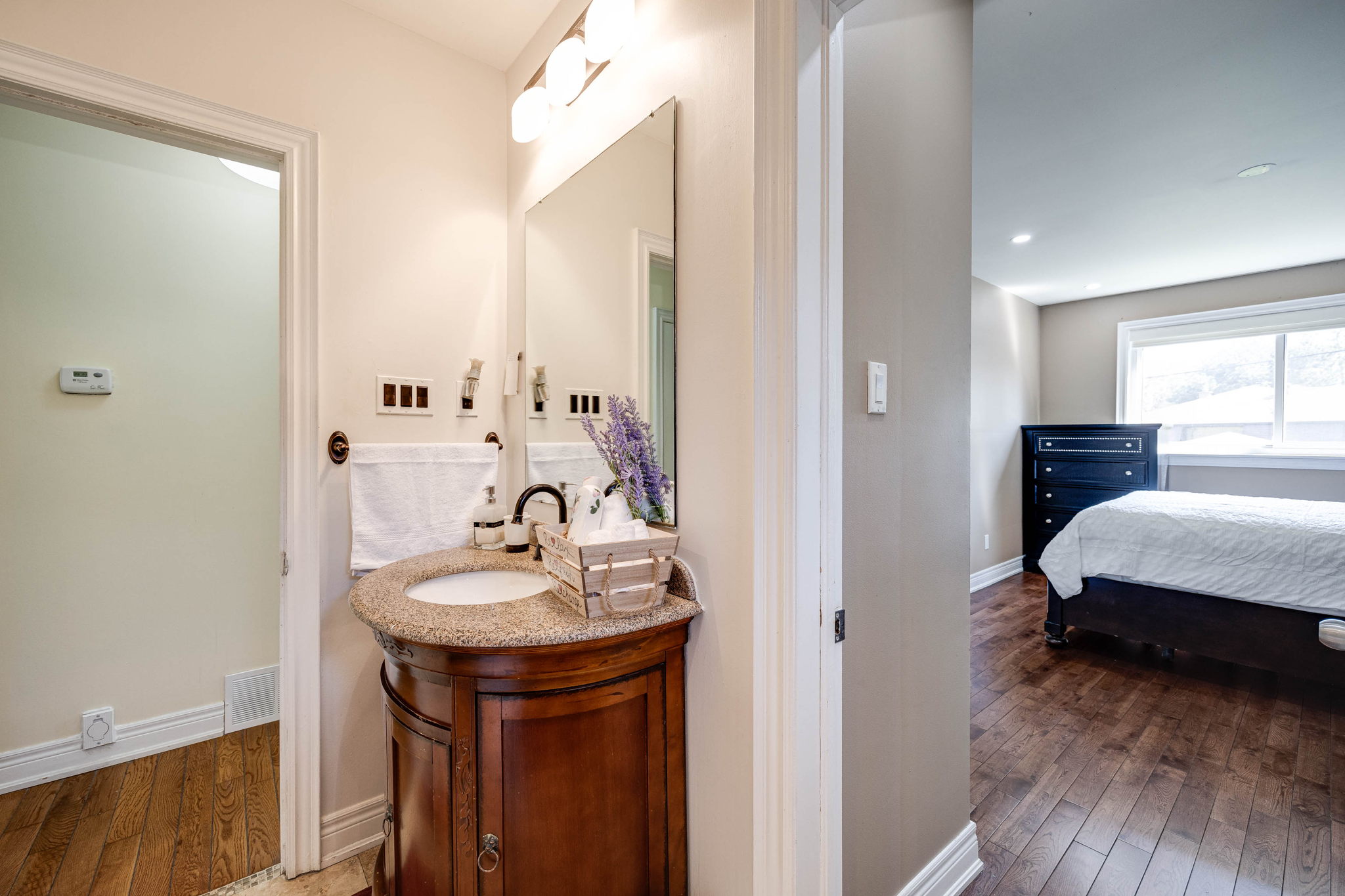 Toronto property showcase — delivered property photograph 17